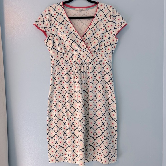 Boden White and Blue Patterned Size 8 Dress - Picture 2 of 7